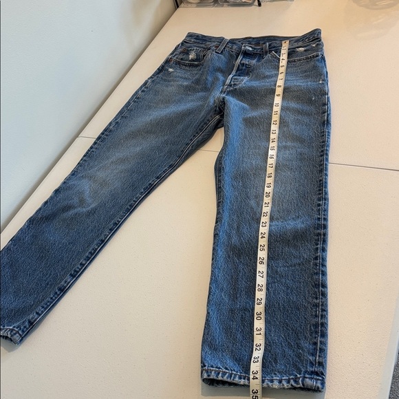 Levi's Premium 501 Button Fly Cropped Straight Leg Jeans medium blue size 27 - Picture 16 of 16